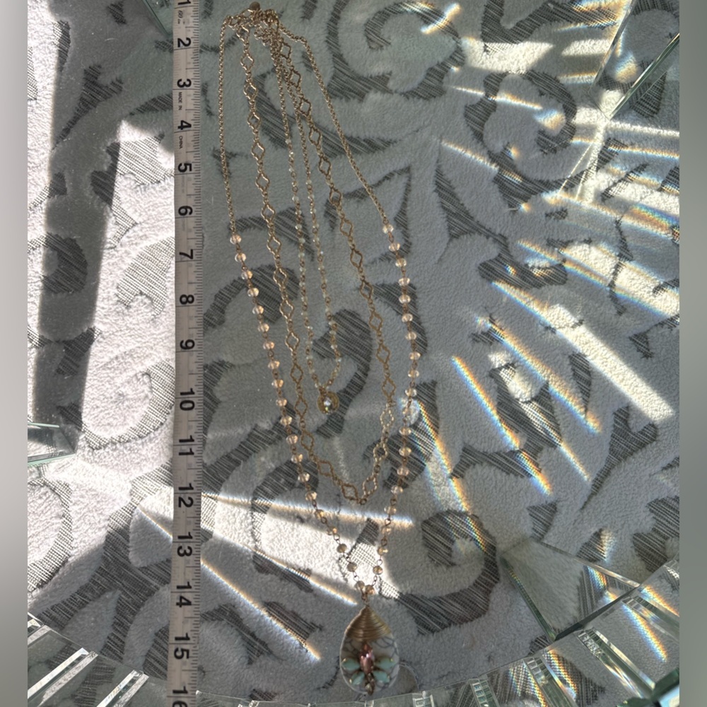 Express gold Long line layered necklace - Picture 3 of 3